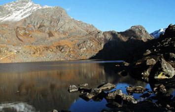 Gosaikunda Trekking