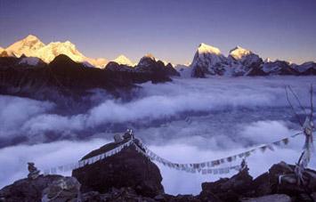 Renjola Pass Trekking